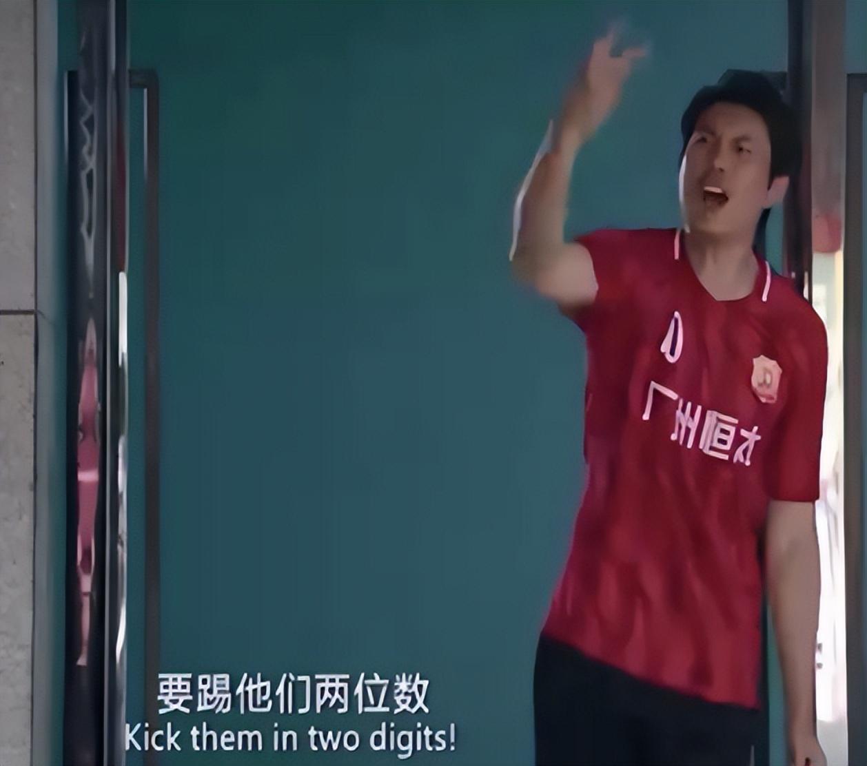 包含衰老球队面对重建难题，需要招揽新血的词条