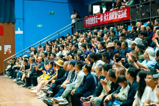 关于摩纳哥势如破竹，队员士气高涨的信息